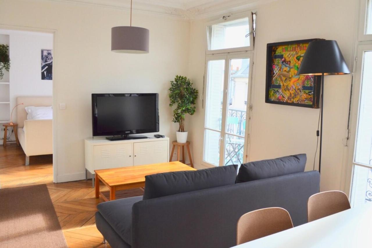 Charming 2 Bedroom With Balcony In 3rd Arr Apartment Paris
