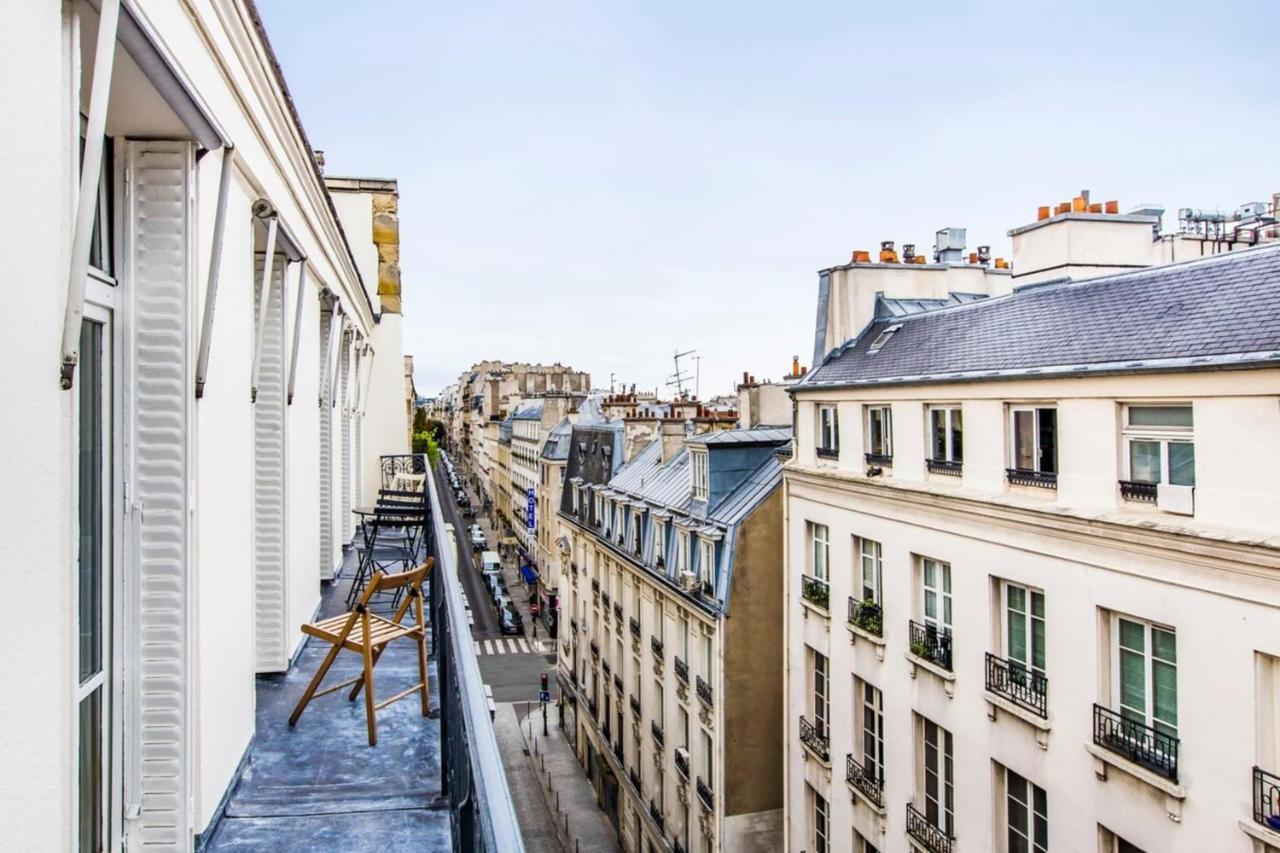 Charming 2 Bedroom With Balcony In 3rd Arr Apartment