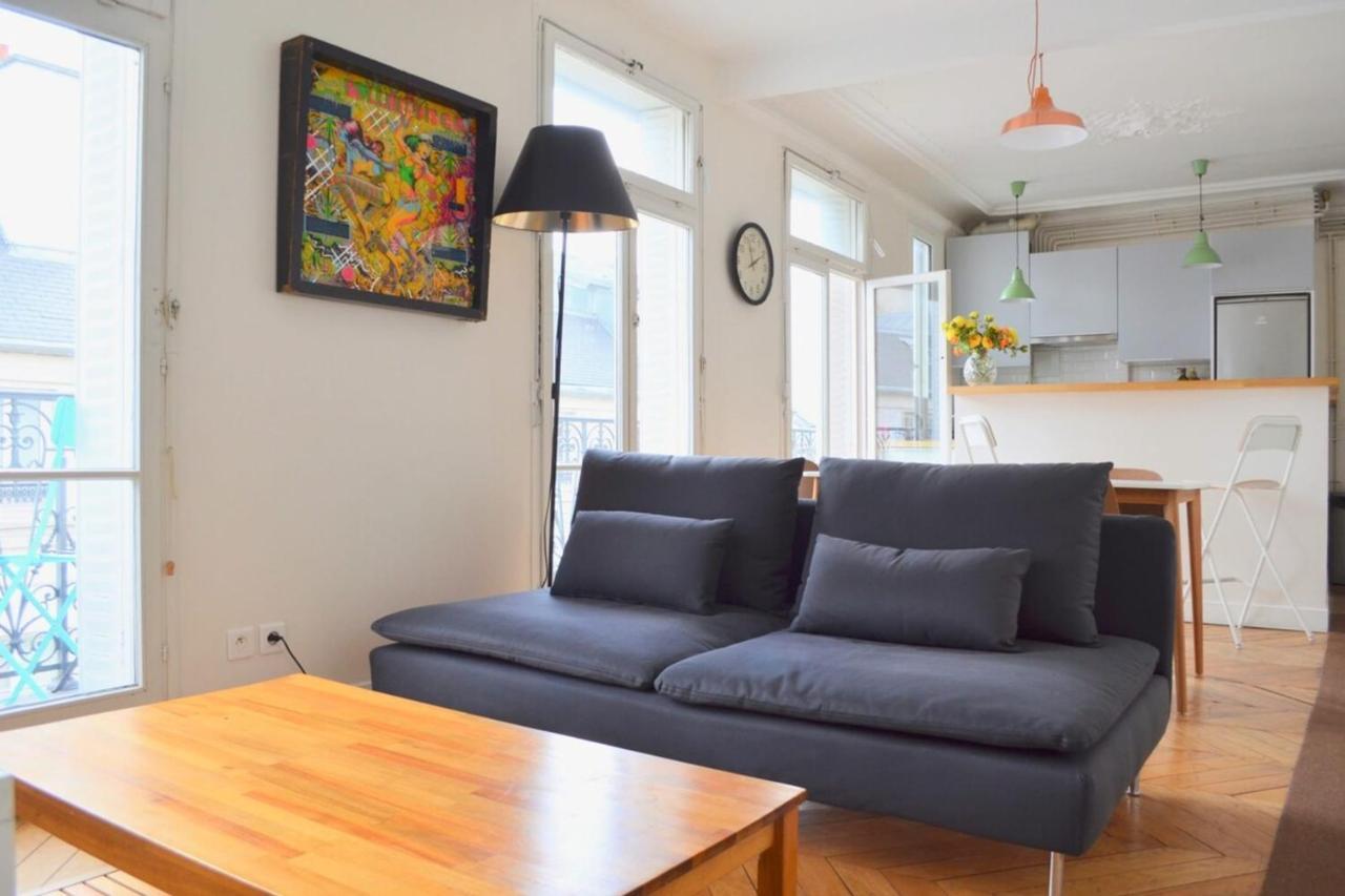 Charming 2 Bedroom With Balcony In 3rd Arr Apartment Paris
