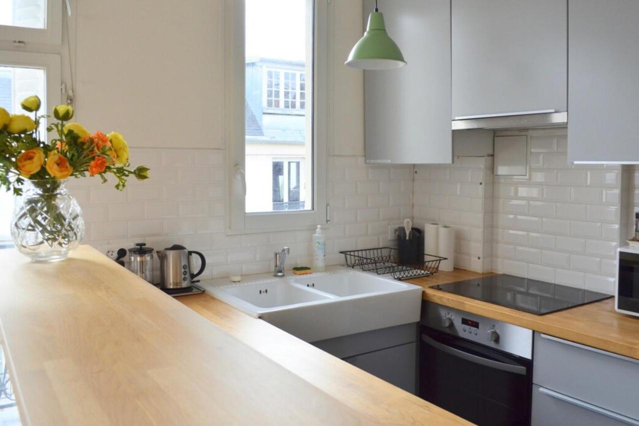 Apartment Charming 2 Bedroom With Balcony In 3rd Arr *
