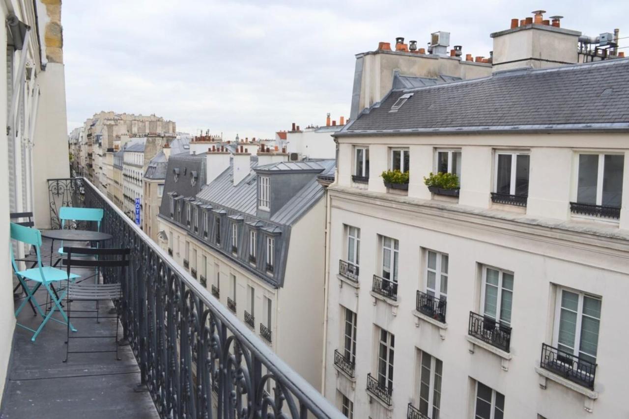 Charming 2 Bedroom With Balcony In 3rd Arr Apartment