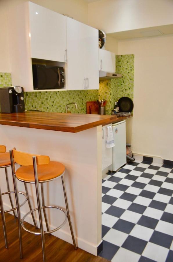 1 Bedroom In The Heart Of The Marais Area Apartment *