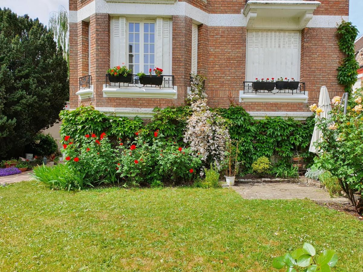 La Romantique Bed & Breakfast