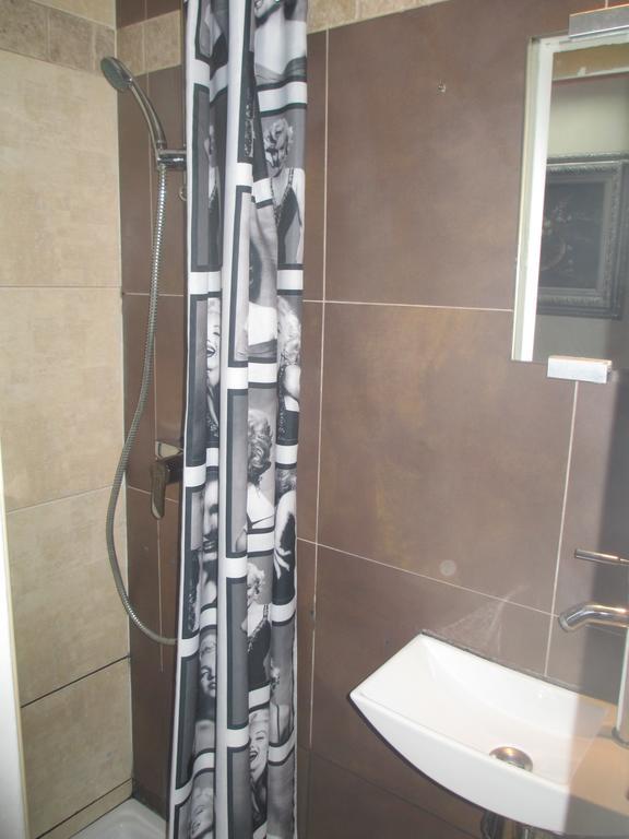 Camelia Prestige - Place De La Nation Parigi