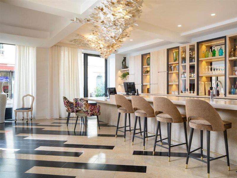Des Champs-elysées Hotel Parigi