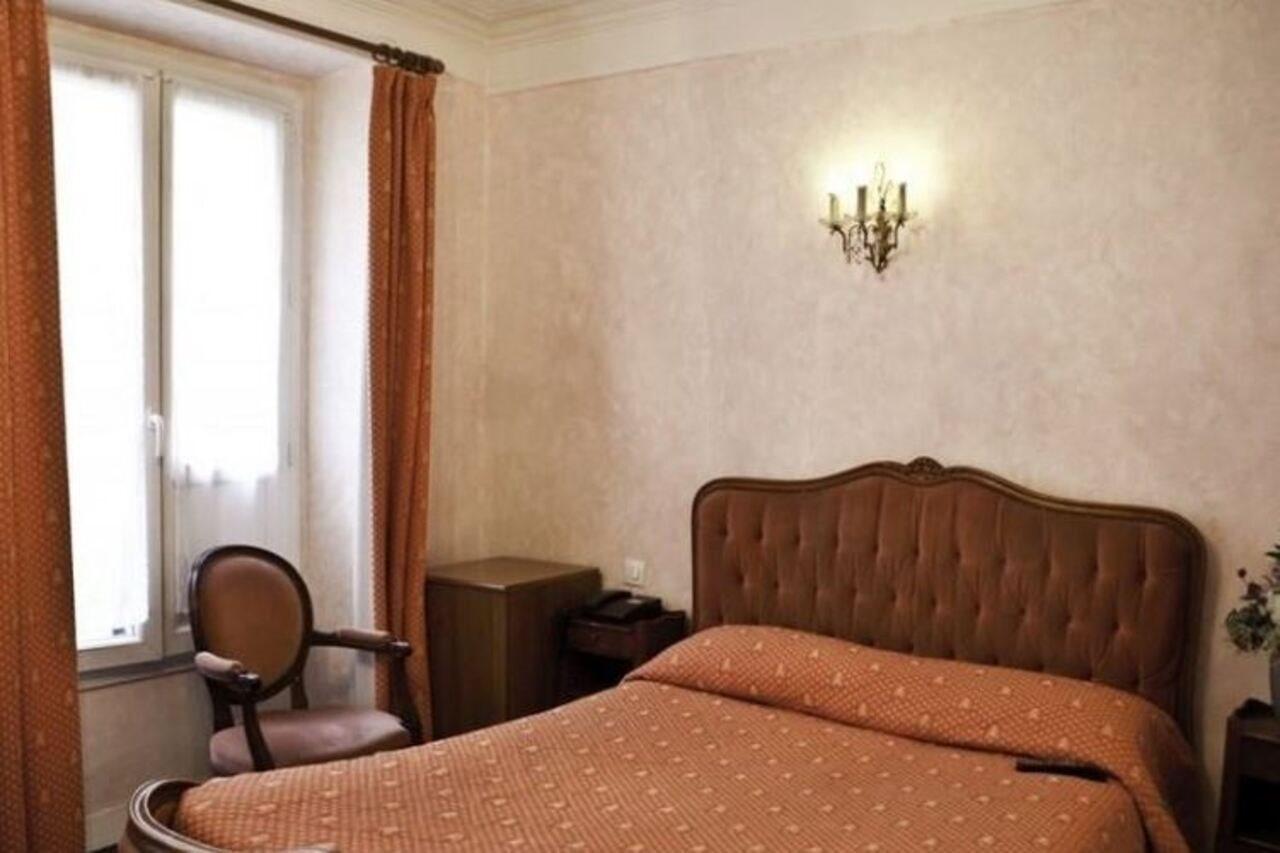 Prince Albert Louvre Hotel