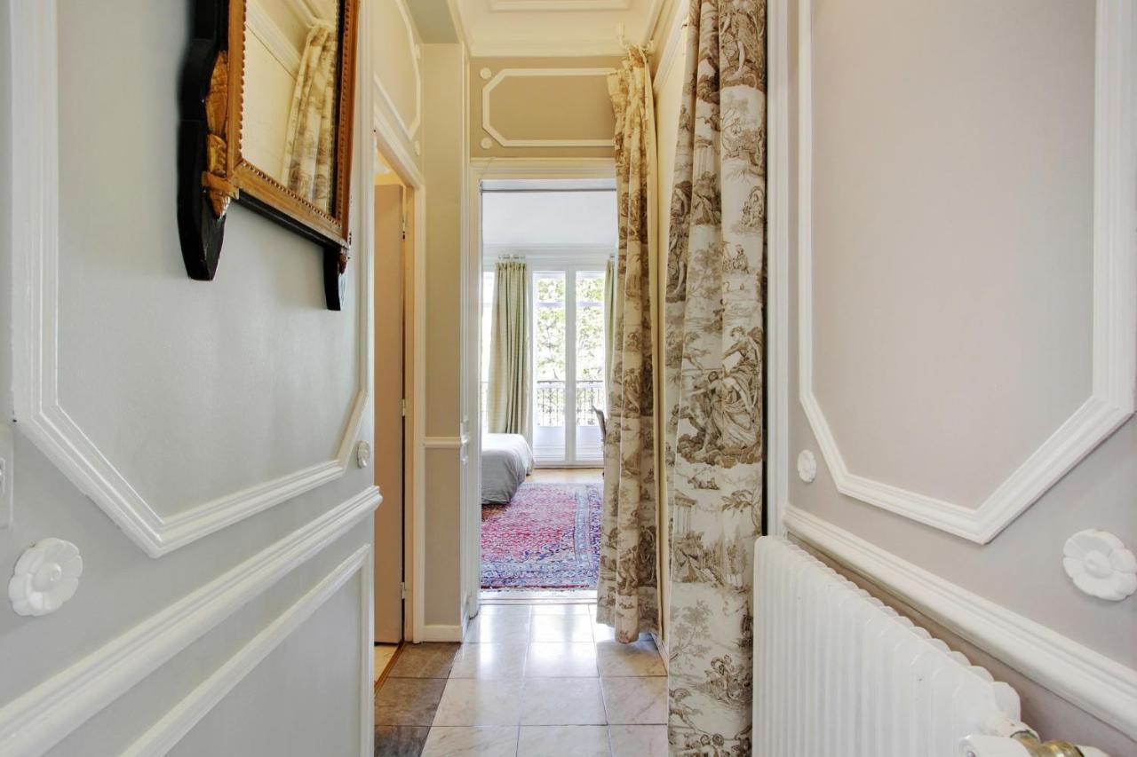 Junior Avec Balcon Et Vue Sur Arc De Triomphe Bed & Breakfast Parigi