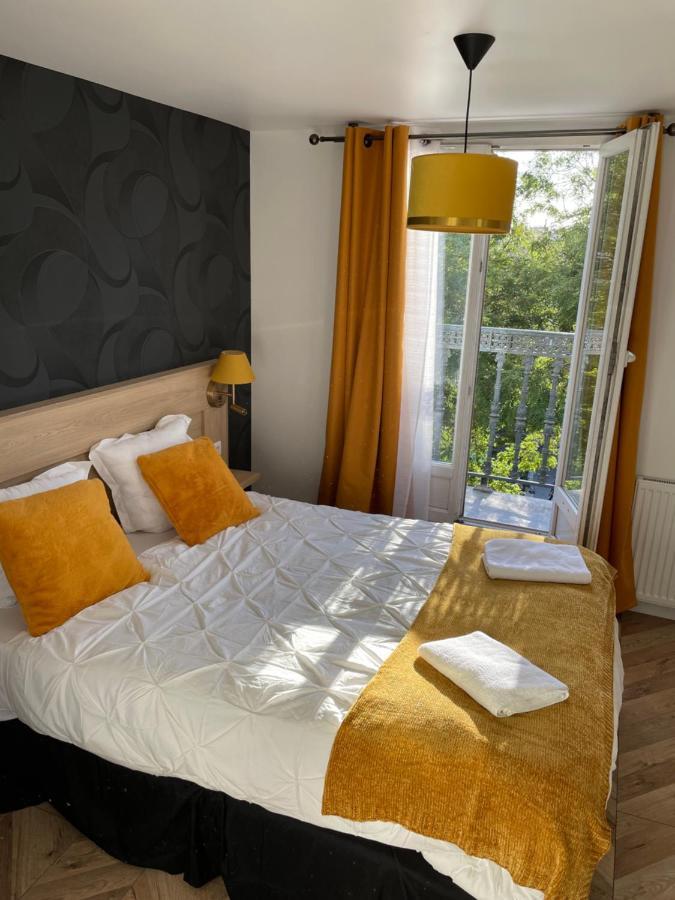Hotel Ménil Bon Temps Parigi
