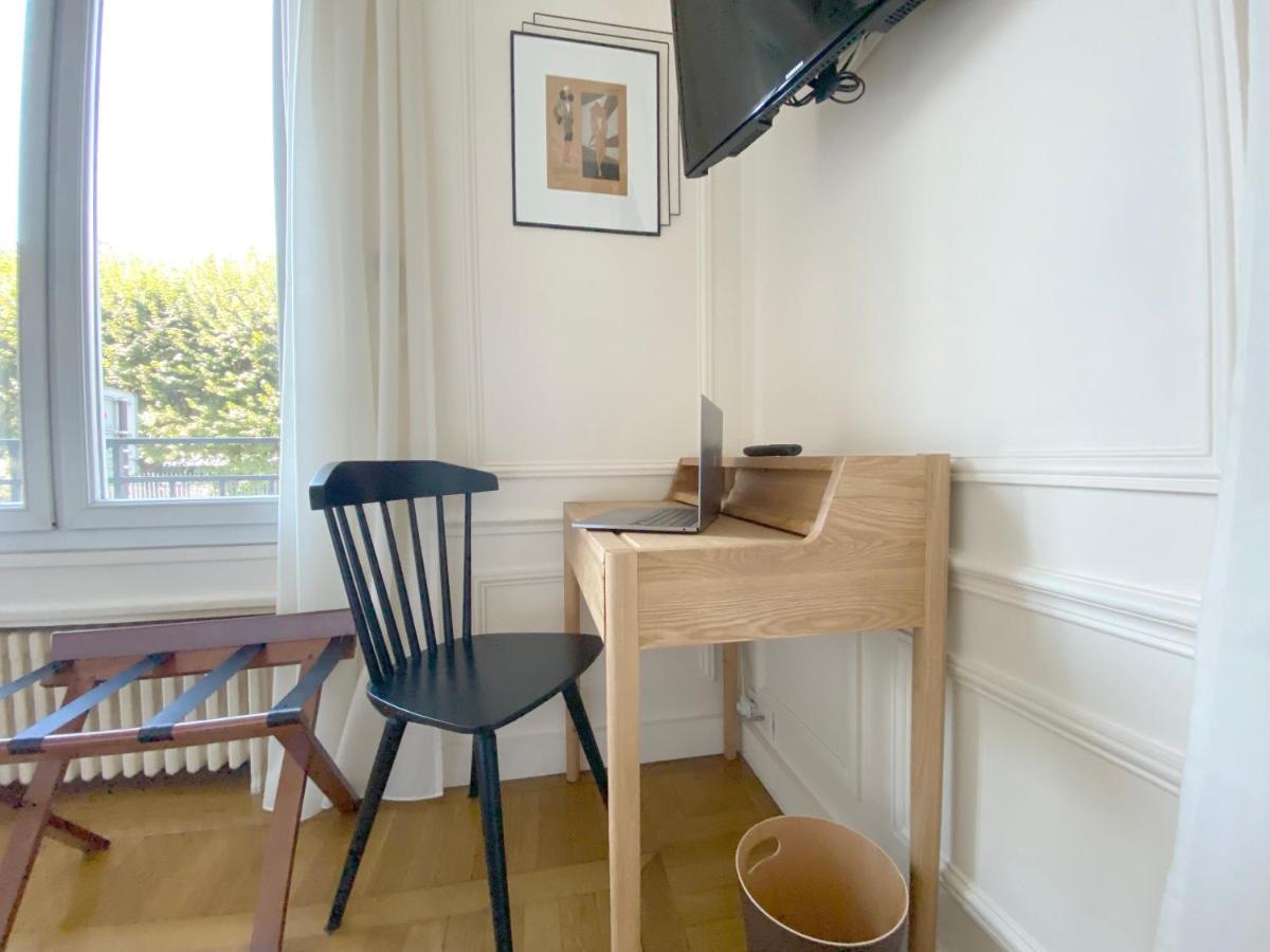 La - Bed & Breakfast 2*