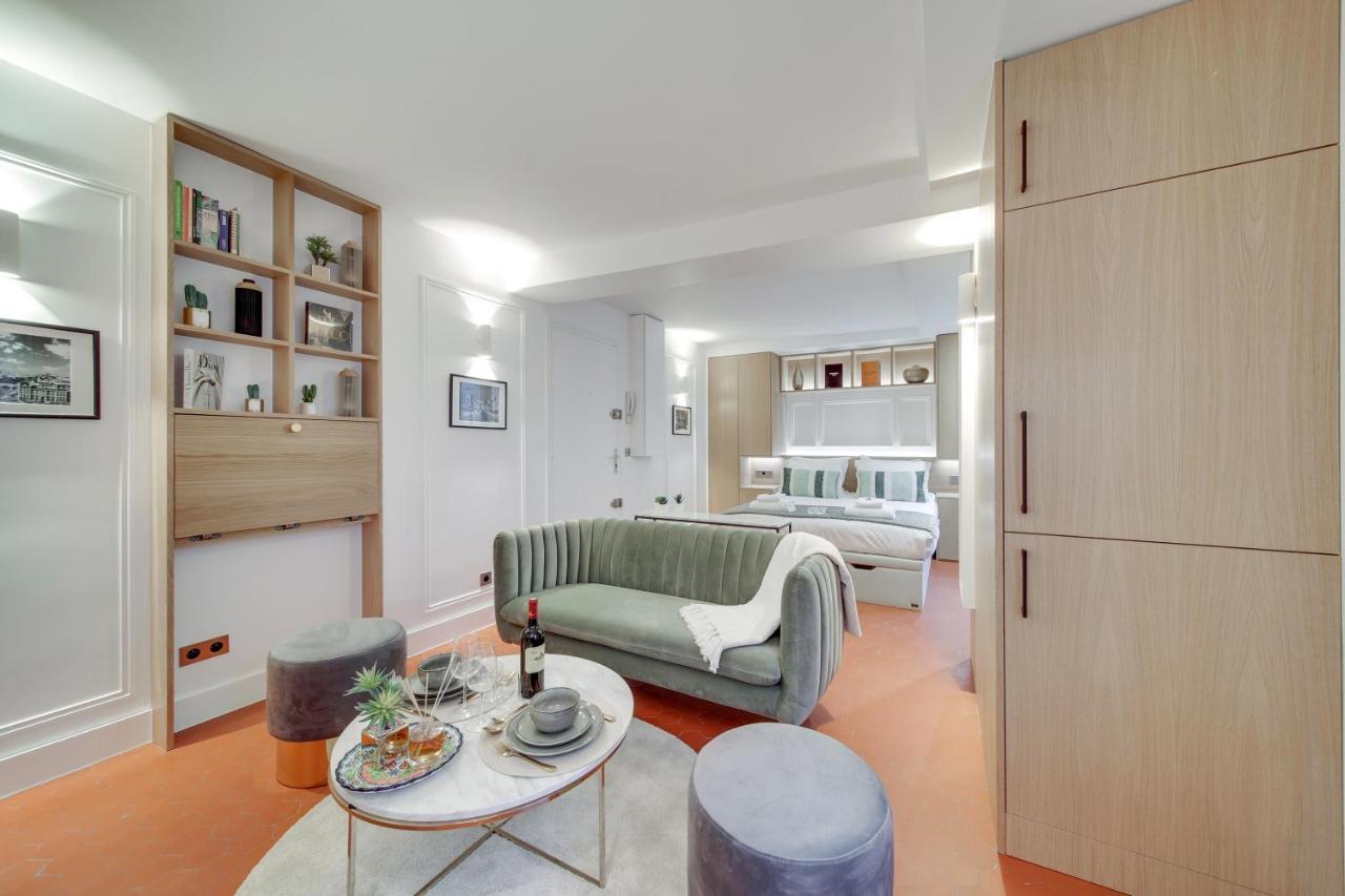 Amazing Historical Parisien Flat Next To Louvre Area - 3 * Parigi