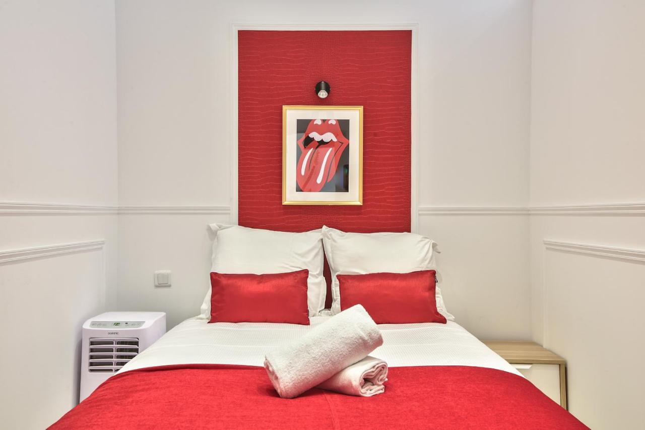 68 - The Rolling Stones Flat Apartment *