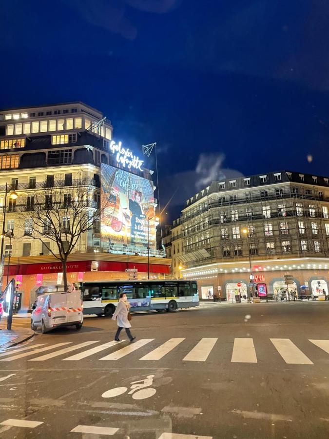 Corona -rodier- Paris