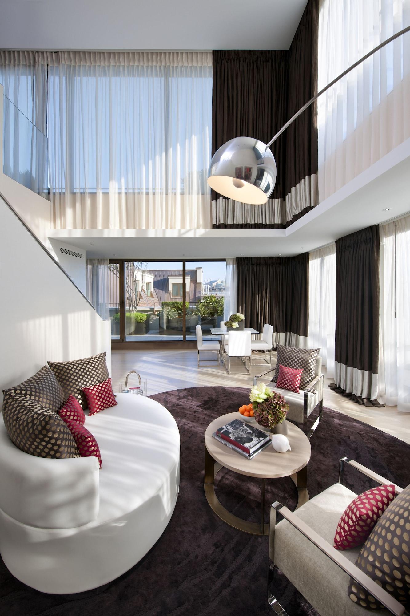 Mandarin Oriental,