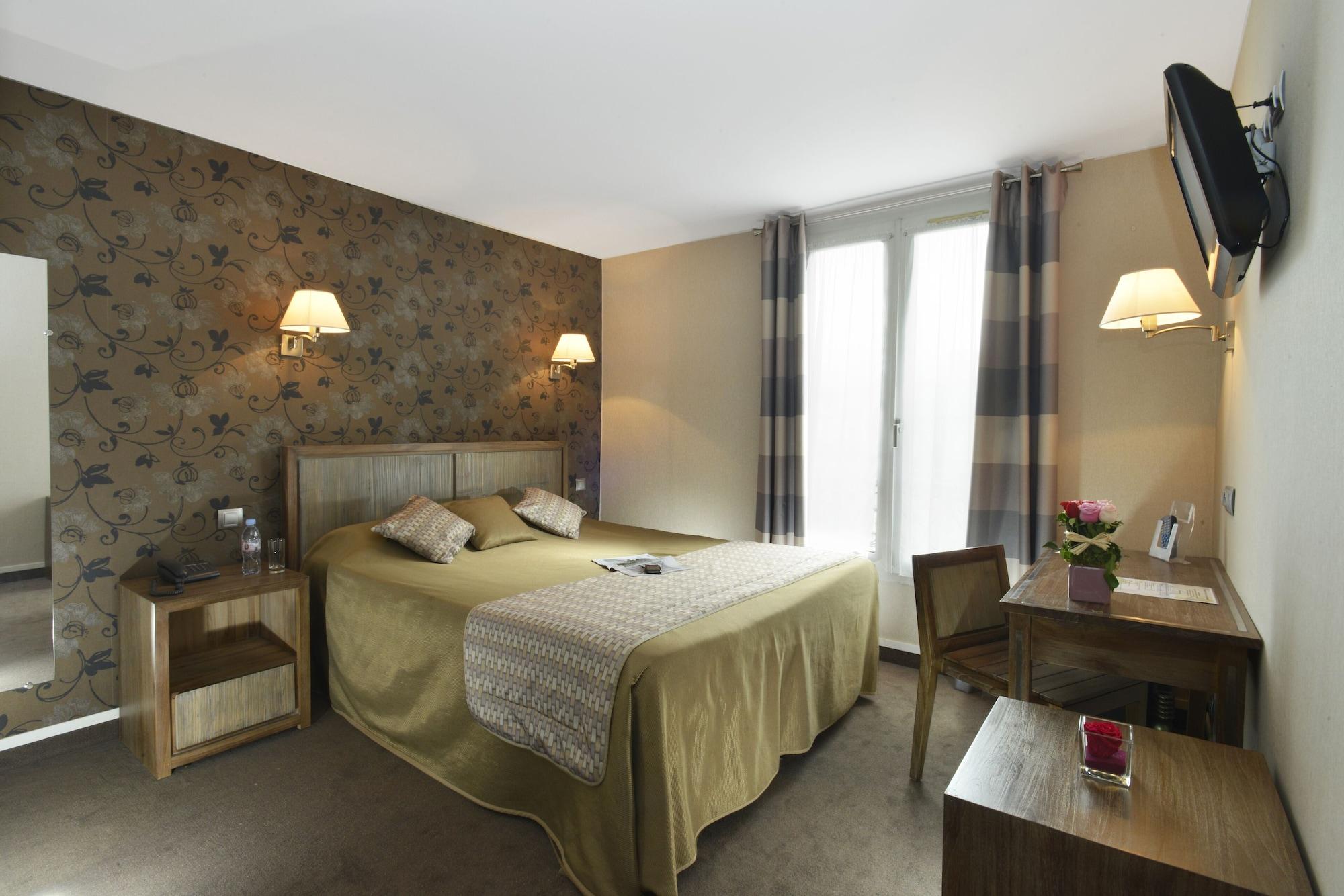 Carladez Cambronne 3*