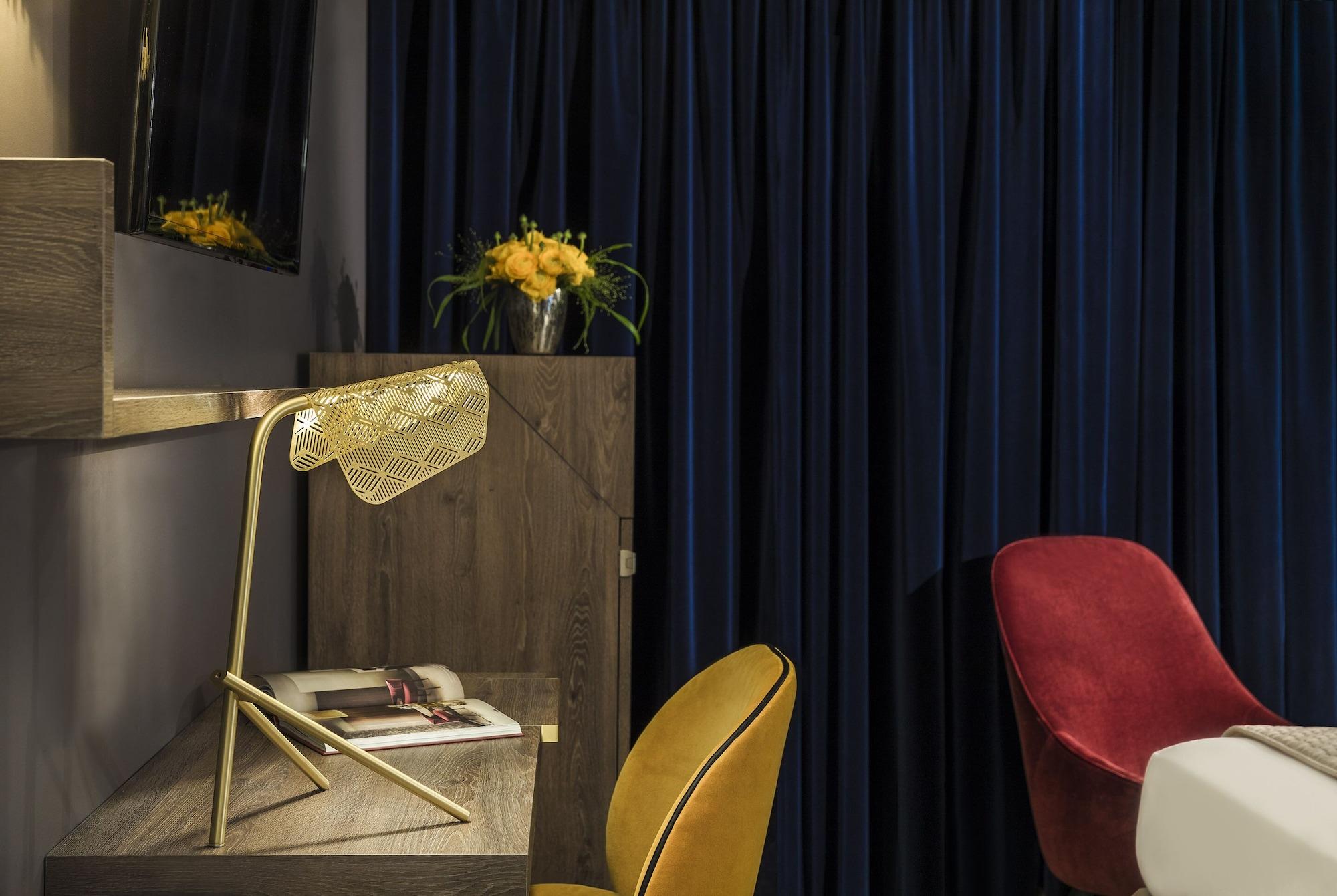 Opéra Opal 4* Parigi