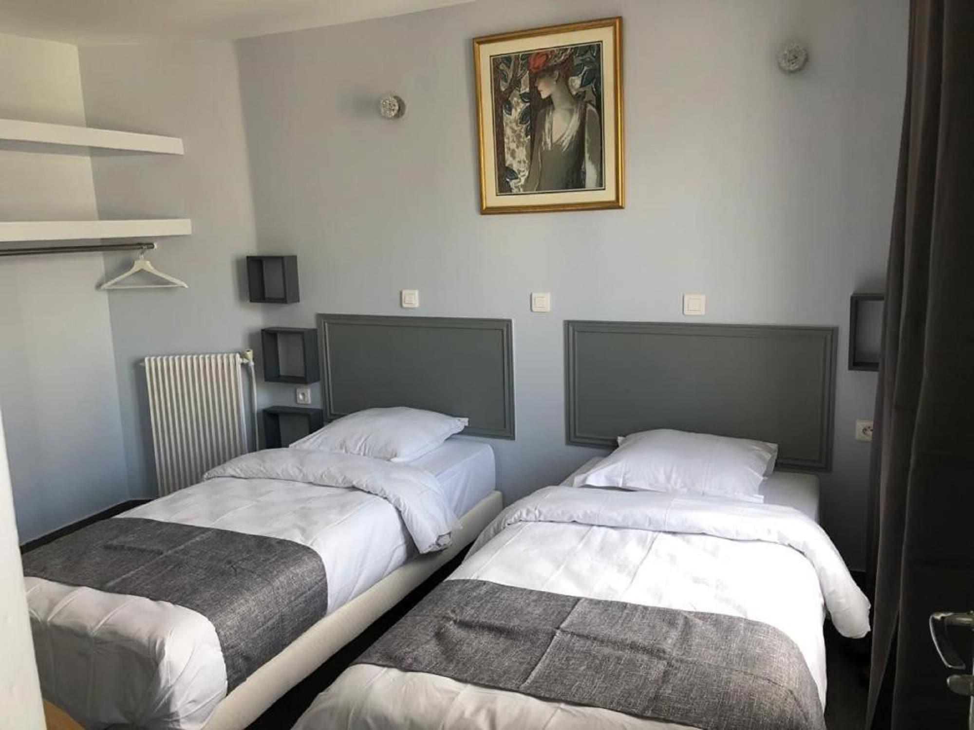 Clauzel Hotel