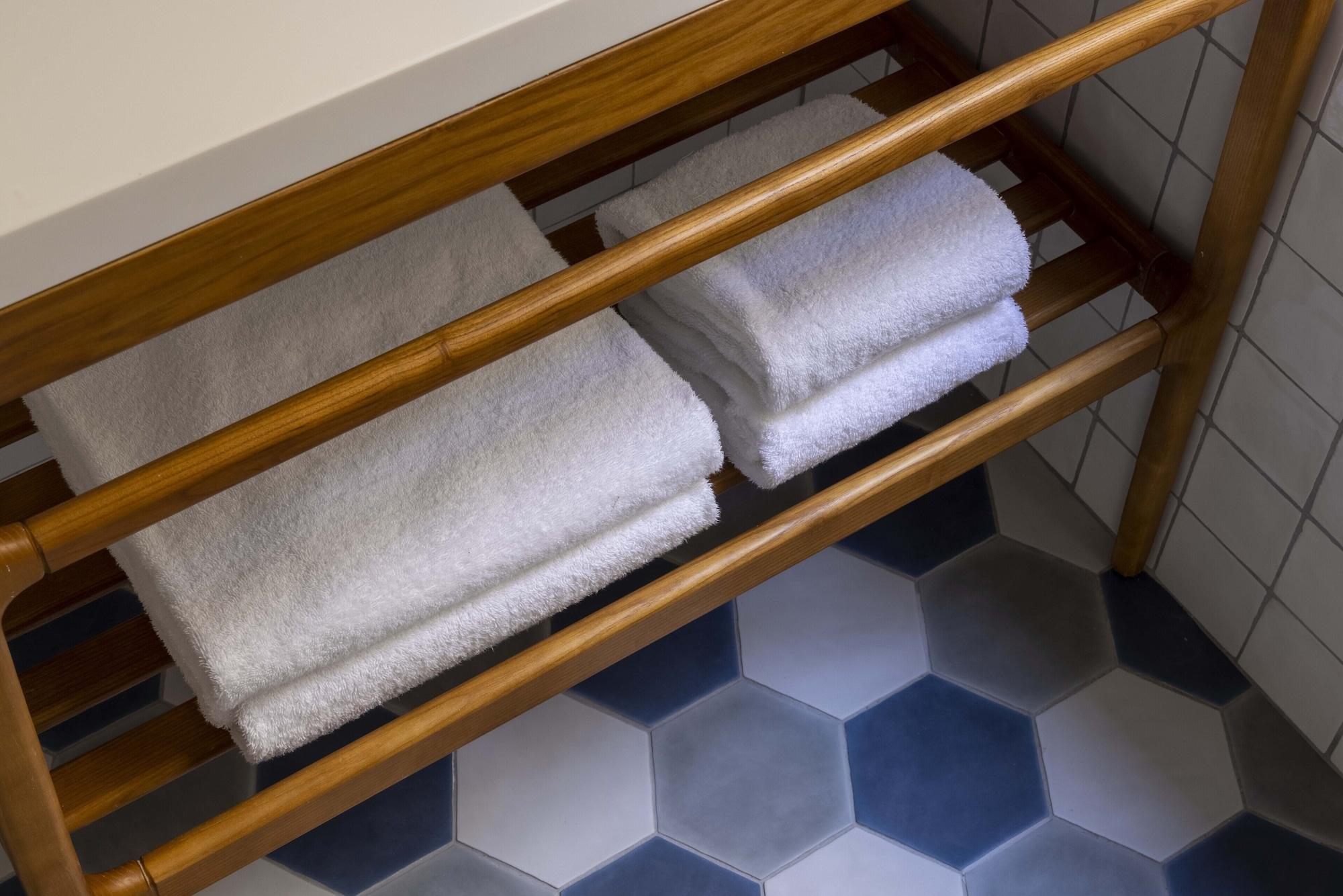Louvre Montana 4*
