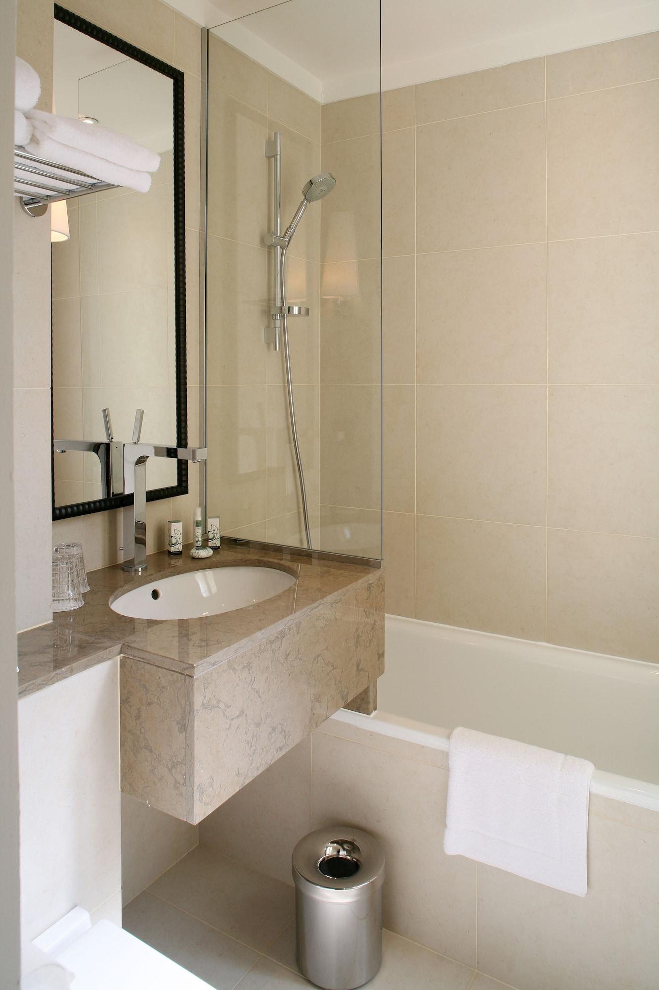 Hotel L'Inattendu 4*