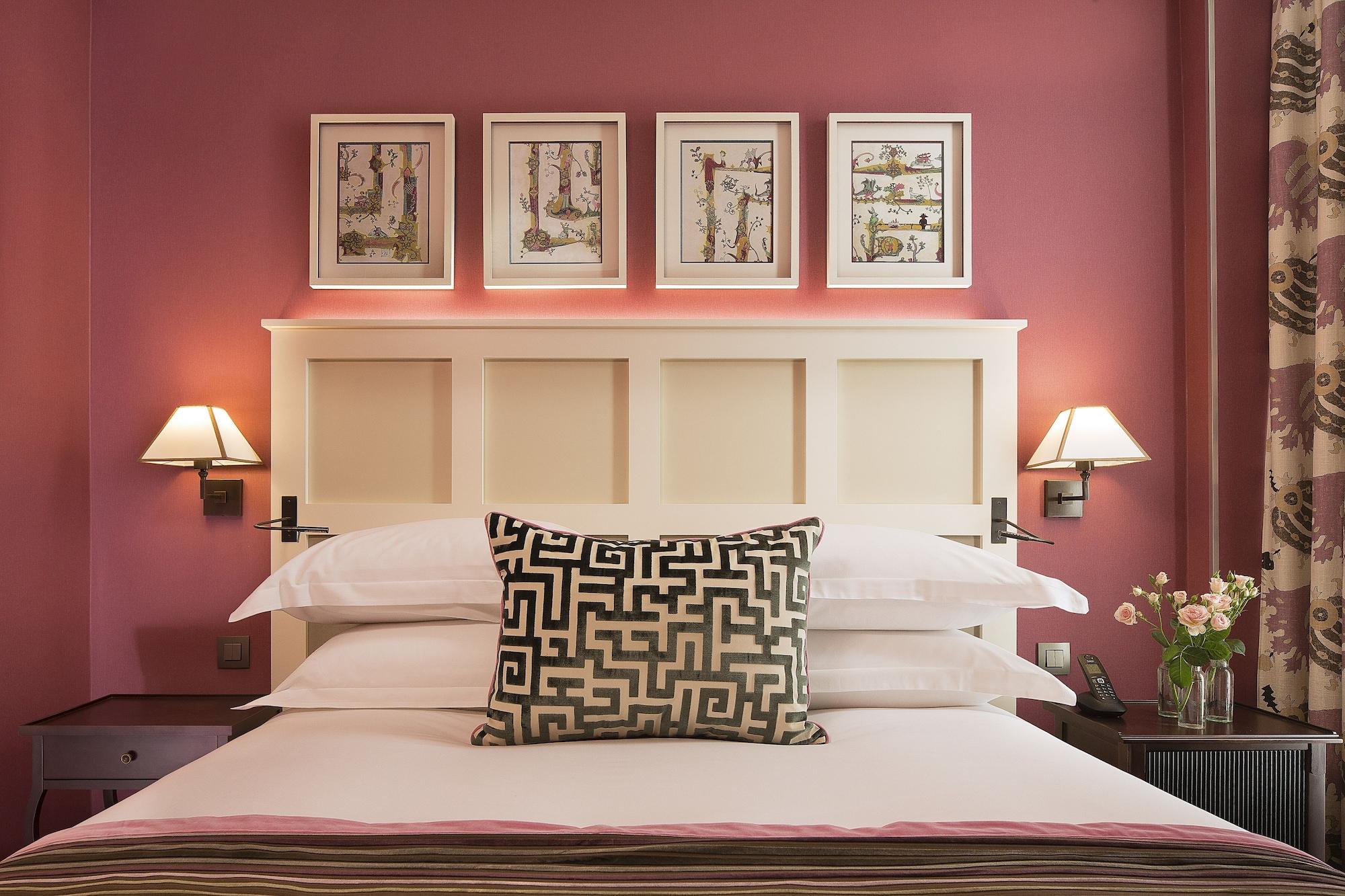 Les Tournelles Hotel