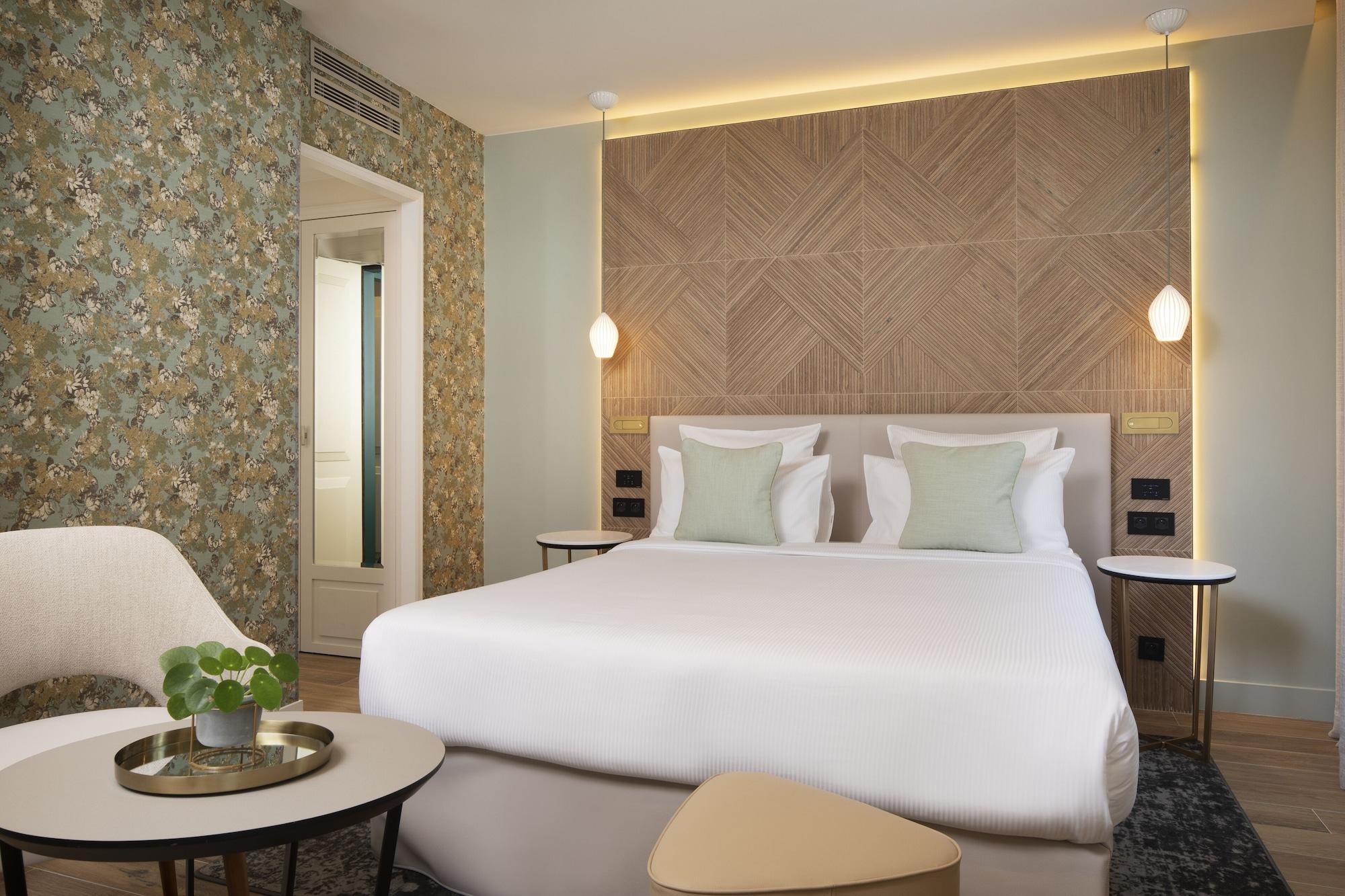 Des Champs-elysées Hotel Parigi