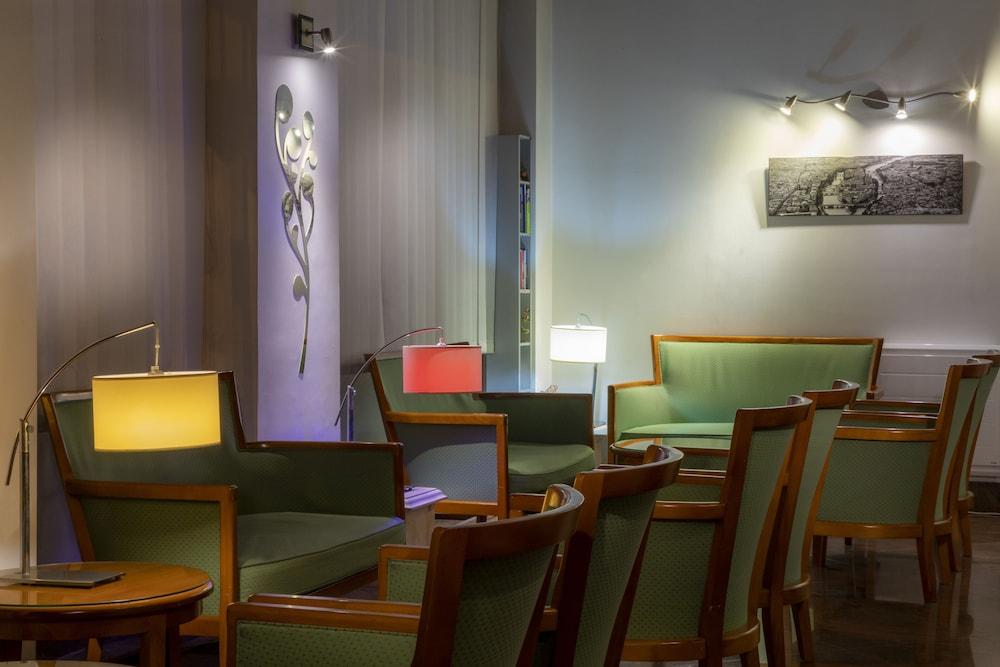 Hotel Crimée 3*