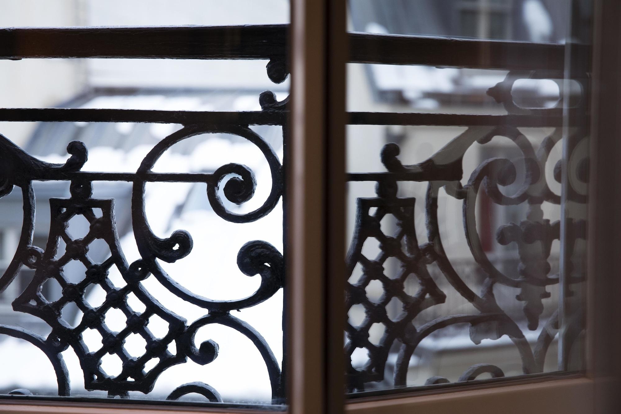 Hotel Dress Code Parigi