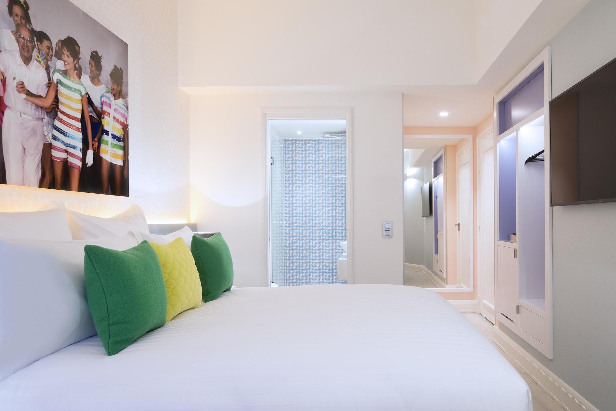 Hotel Dress Code Parigi