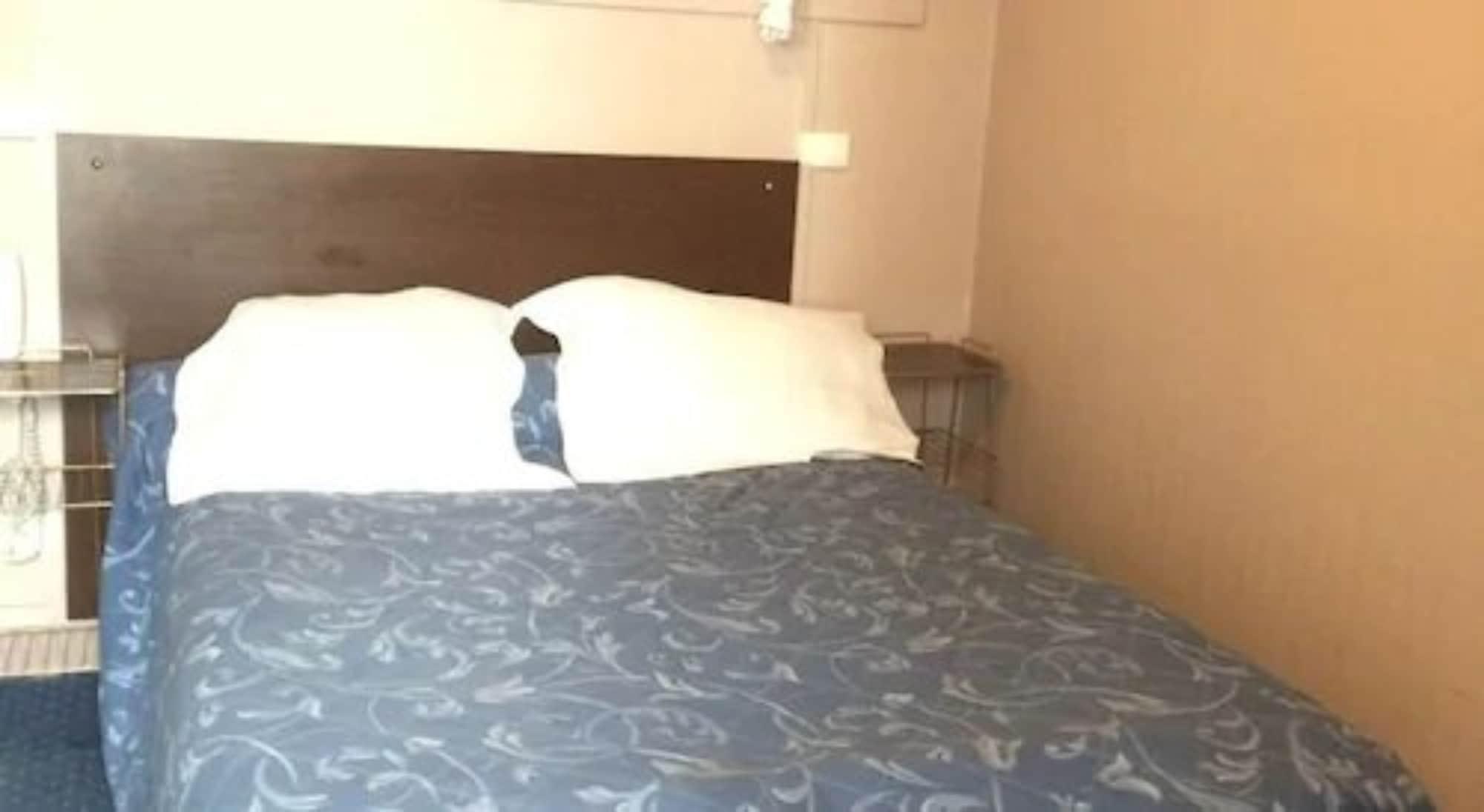 Stanislas Sans Ascenseur Hotel Parigi