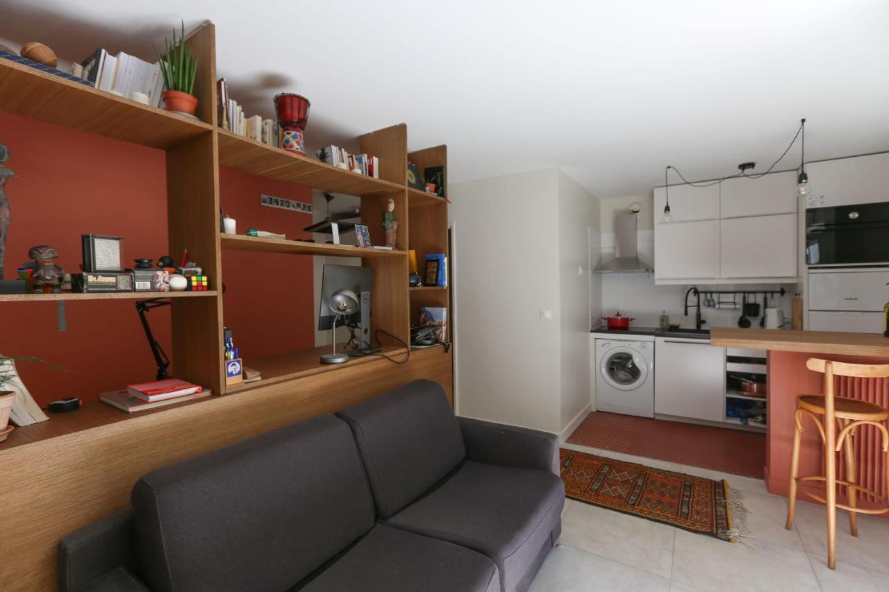 Peaceful Studio With Private Terrace In Montmartre Apartment *