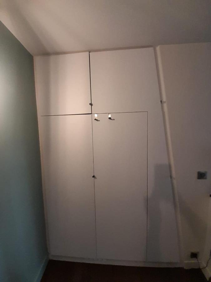 Studio Equipe Metro Abbesses A Montmartre Apartment Paris