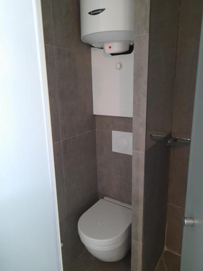 Studio Equipe Metro Abbesses A Montmartre *