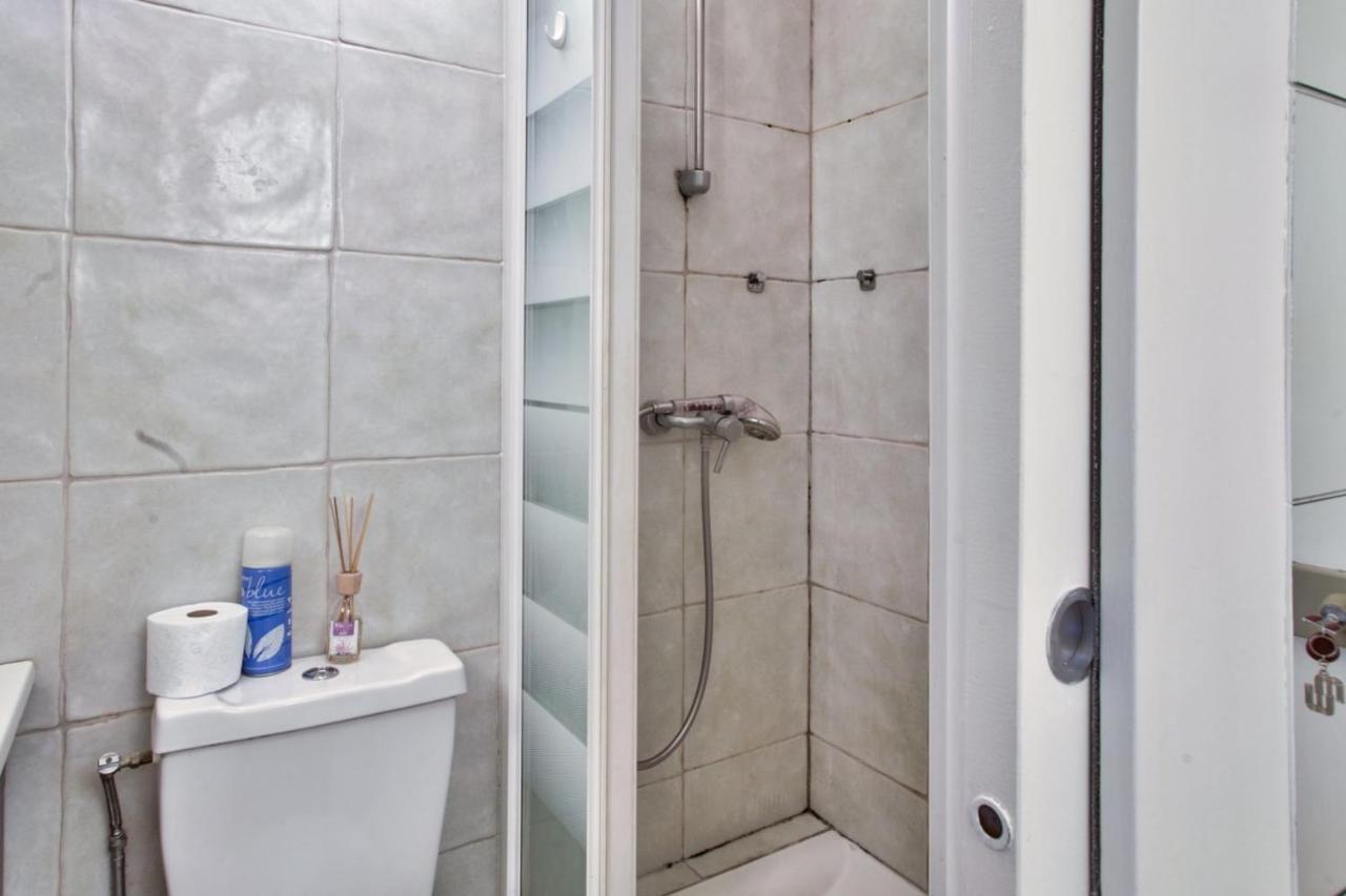 Charming Studio In The Heart Of The Invalides Paris