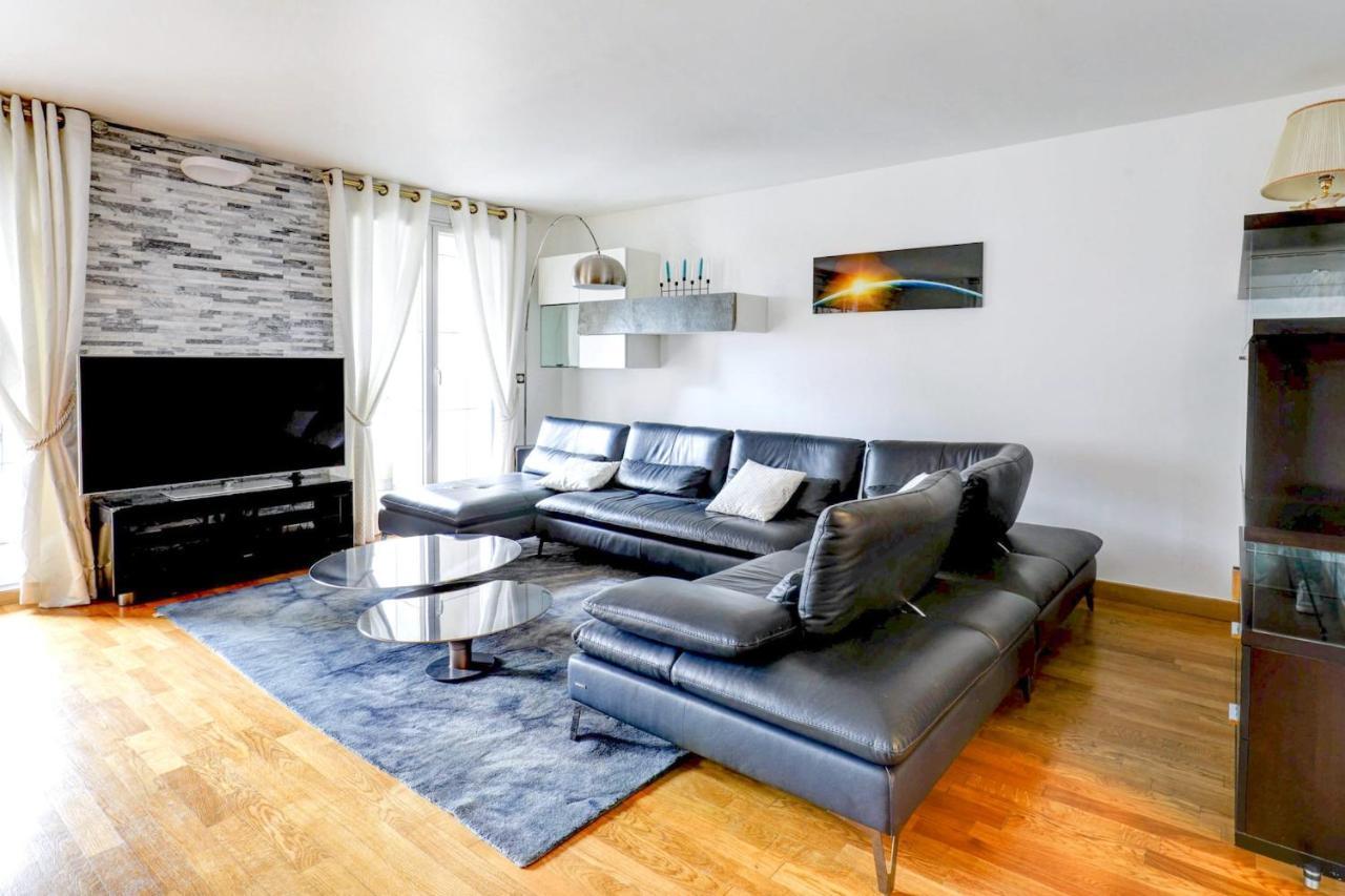 Apartment Porte Dauphine With Terrace 16th - No Parties Paris