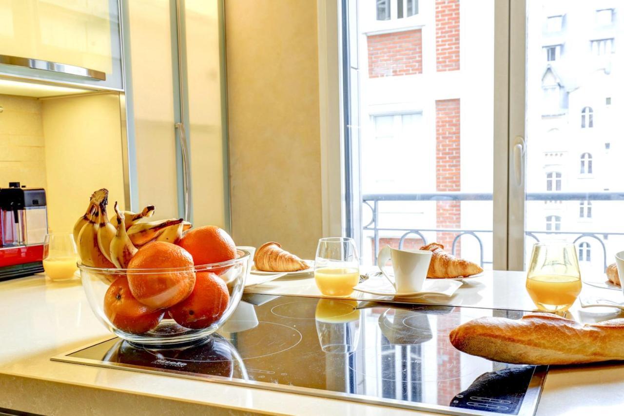 Apartment Porte Dauphine With Terrace 16th - No Parties Paris