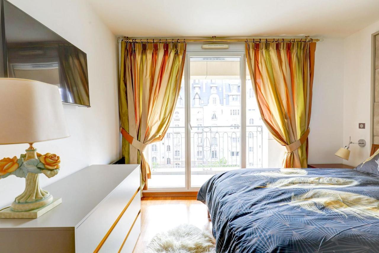 Porte Dauphine With Terrace 16th - No Parties *