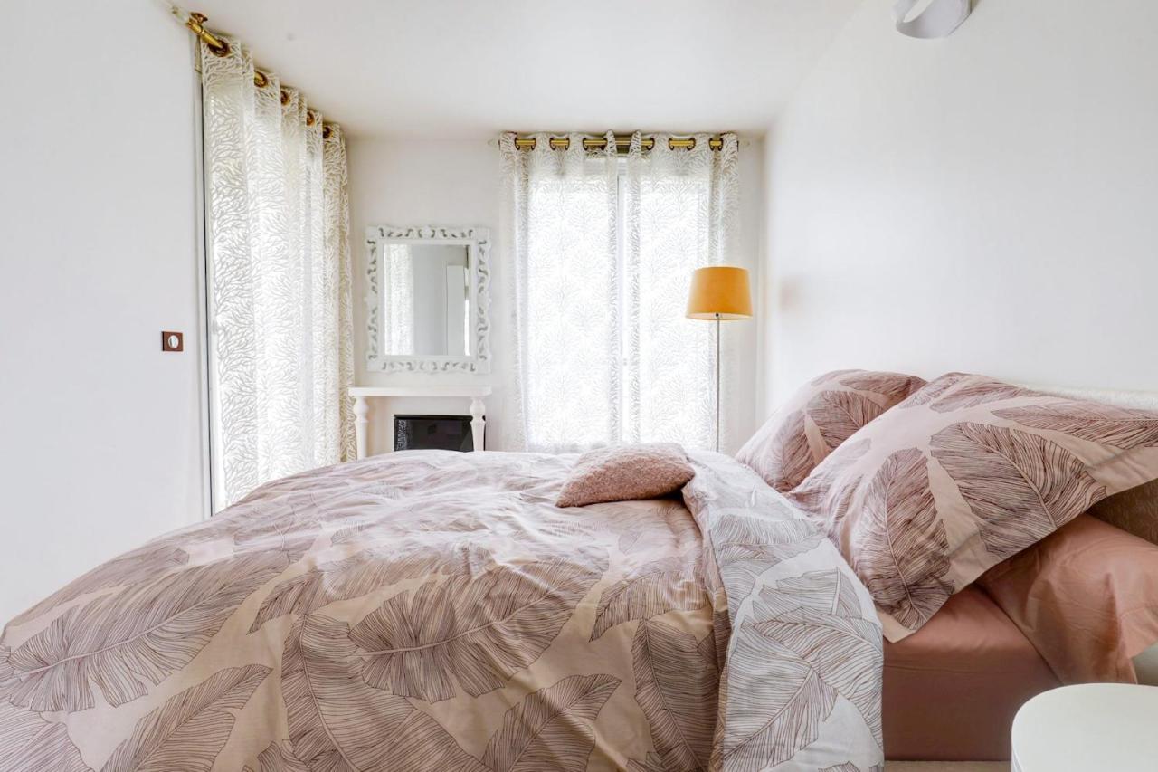 Apartment Porte Dauphine With Terrace 16th - No Parties Paris