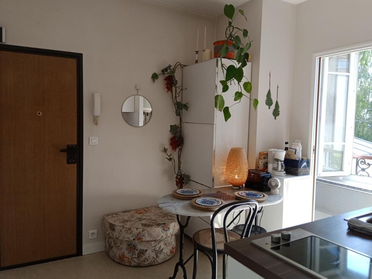 Apartment Authentic House Small, Bright And Calm