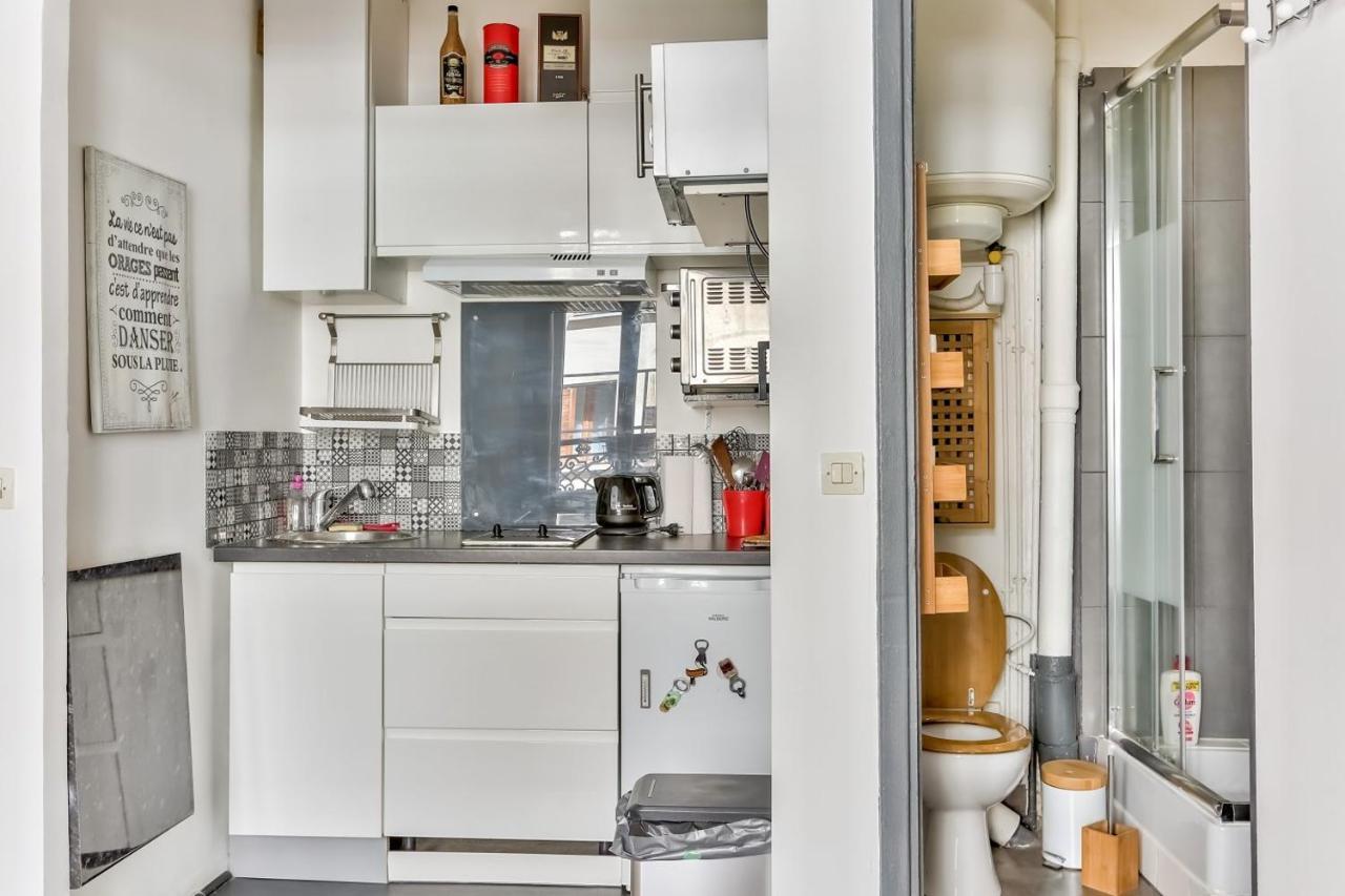 2 Flat In The Heart Of Montmartre