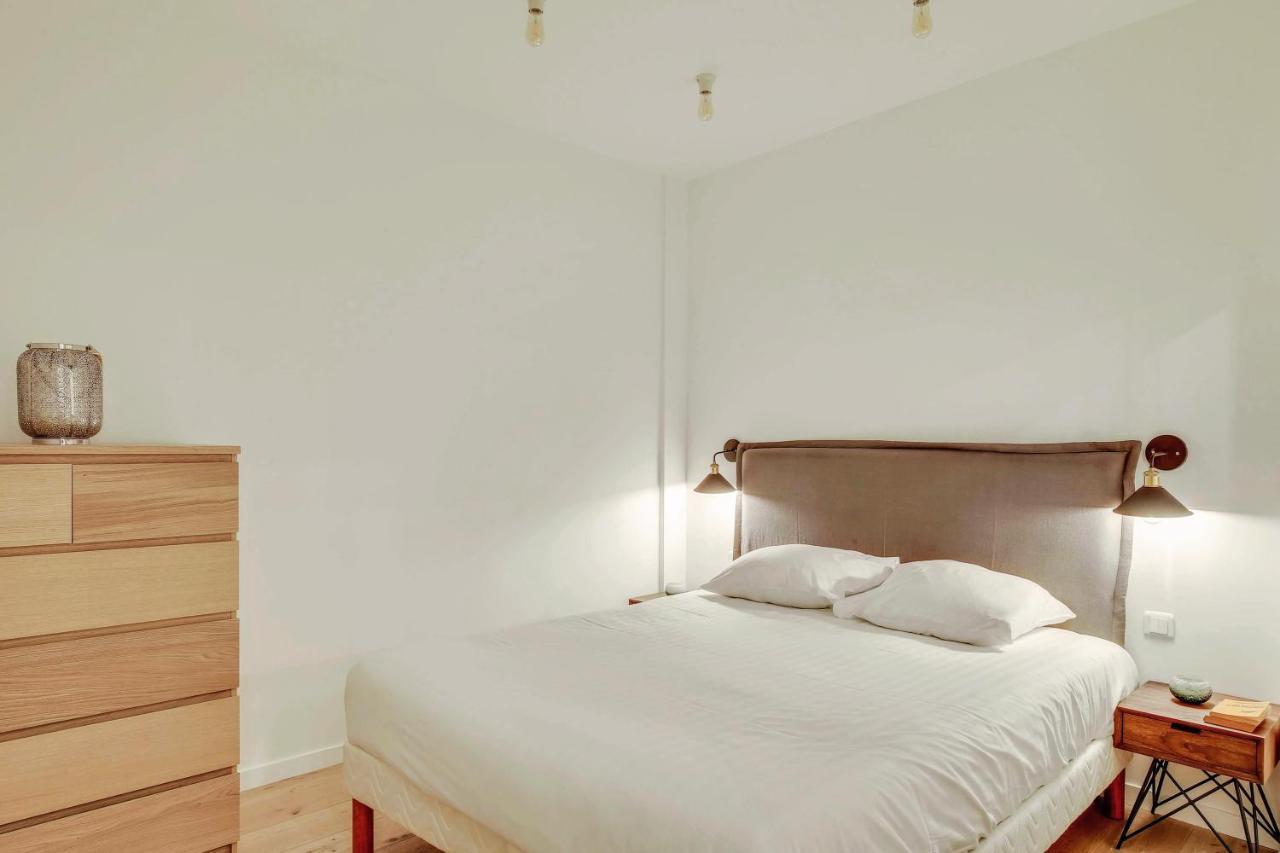 & Stylish Renovated Parisian / 6-8 Guests Appartamento Parigi