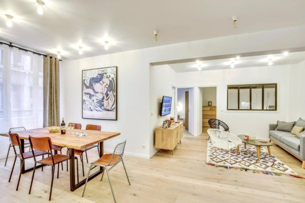 & Stylish Renovated Parisian / 6-8 Guests