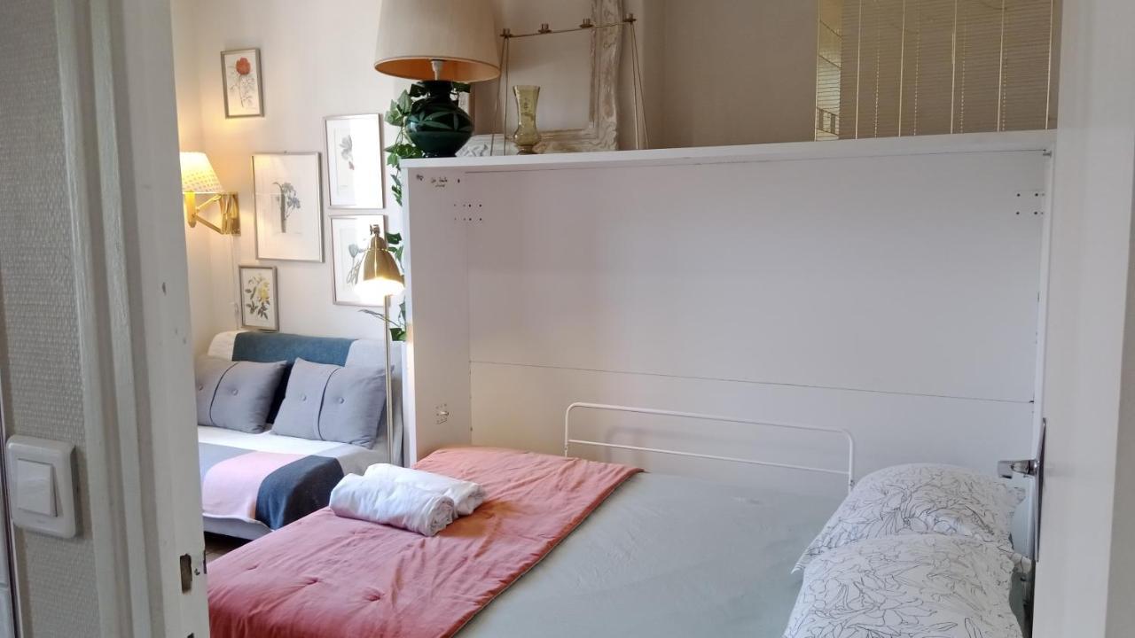 Authentic House Small, Bright And Calm * Paris