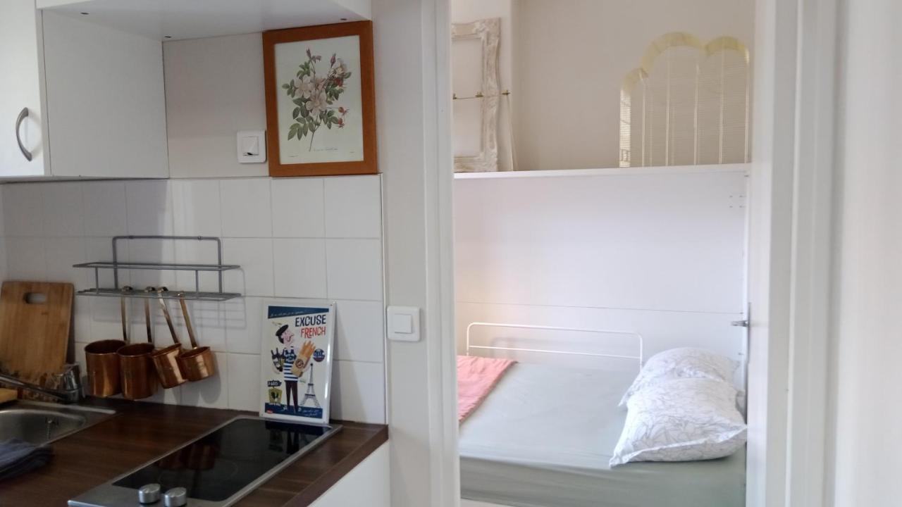 Authentic House Small, Bright And Calm Apartment Paris