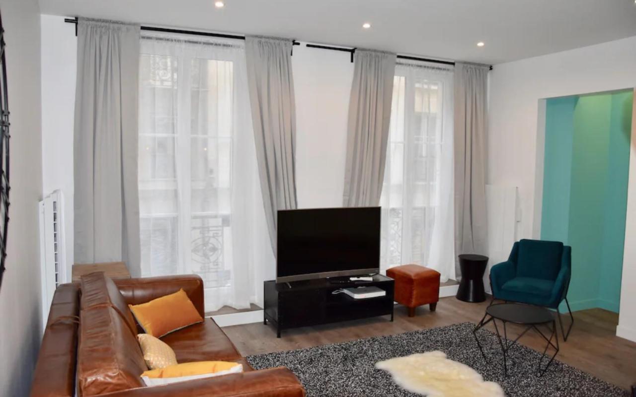 Elégant Dans Le Quartier Concorde à Appartamento