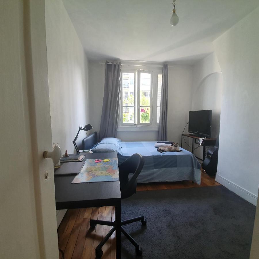 Alloggio in famiglia Amplo Quarto Em *