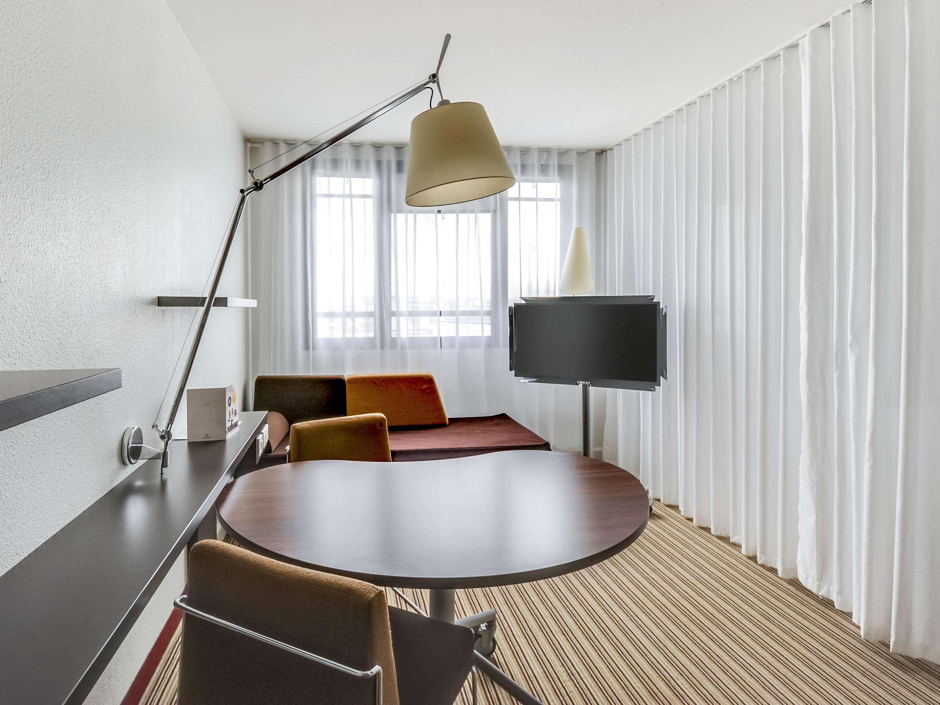 Novotel Montreuil Vincennes Hotel