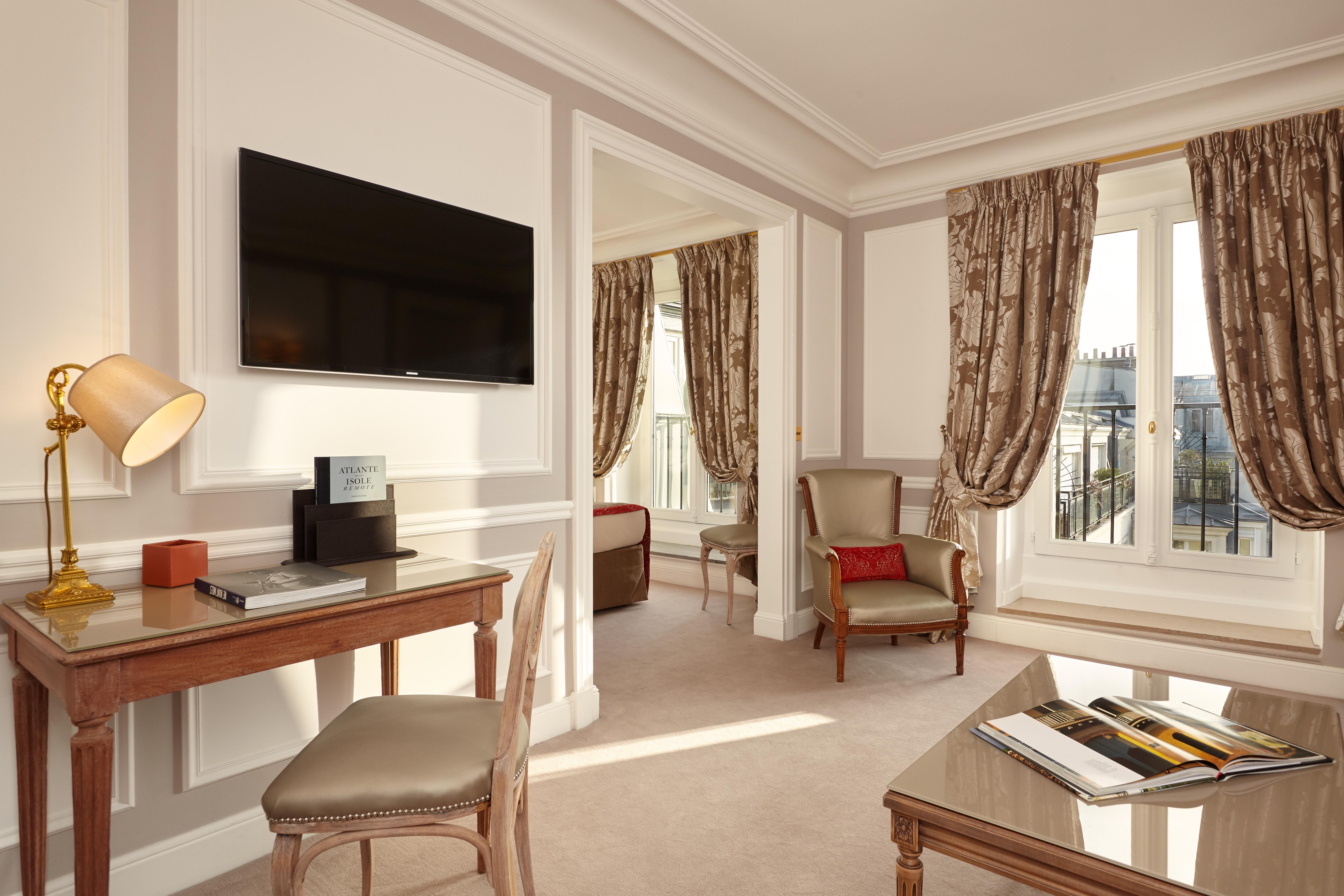 Regina Louvre Hotel