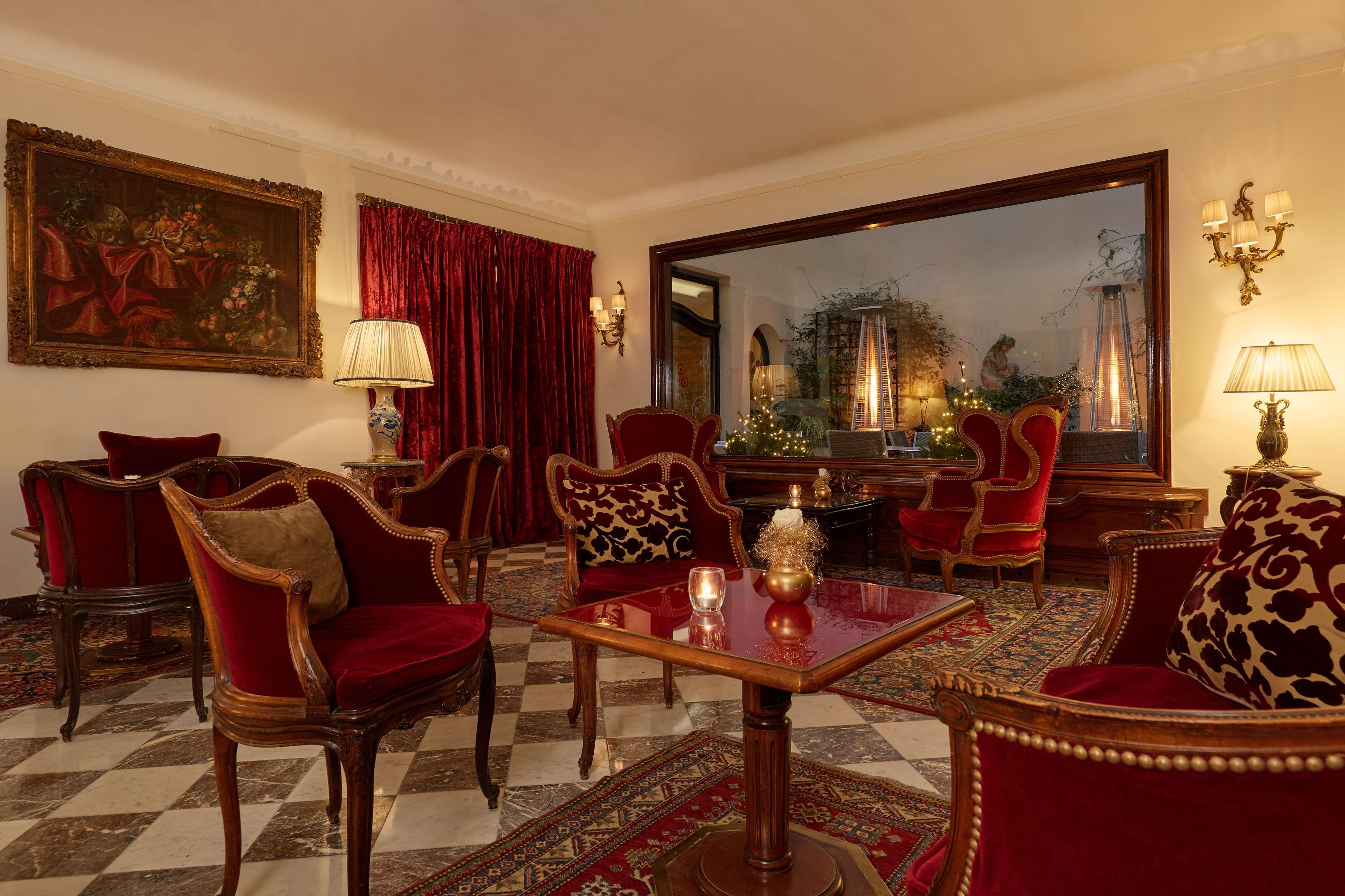 Regina Louvre Hotel