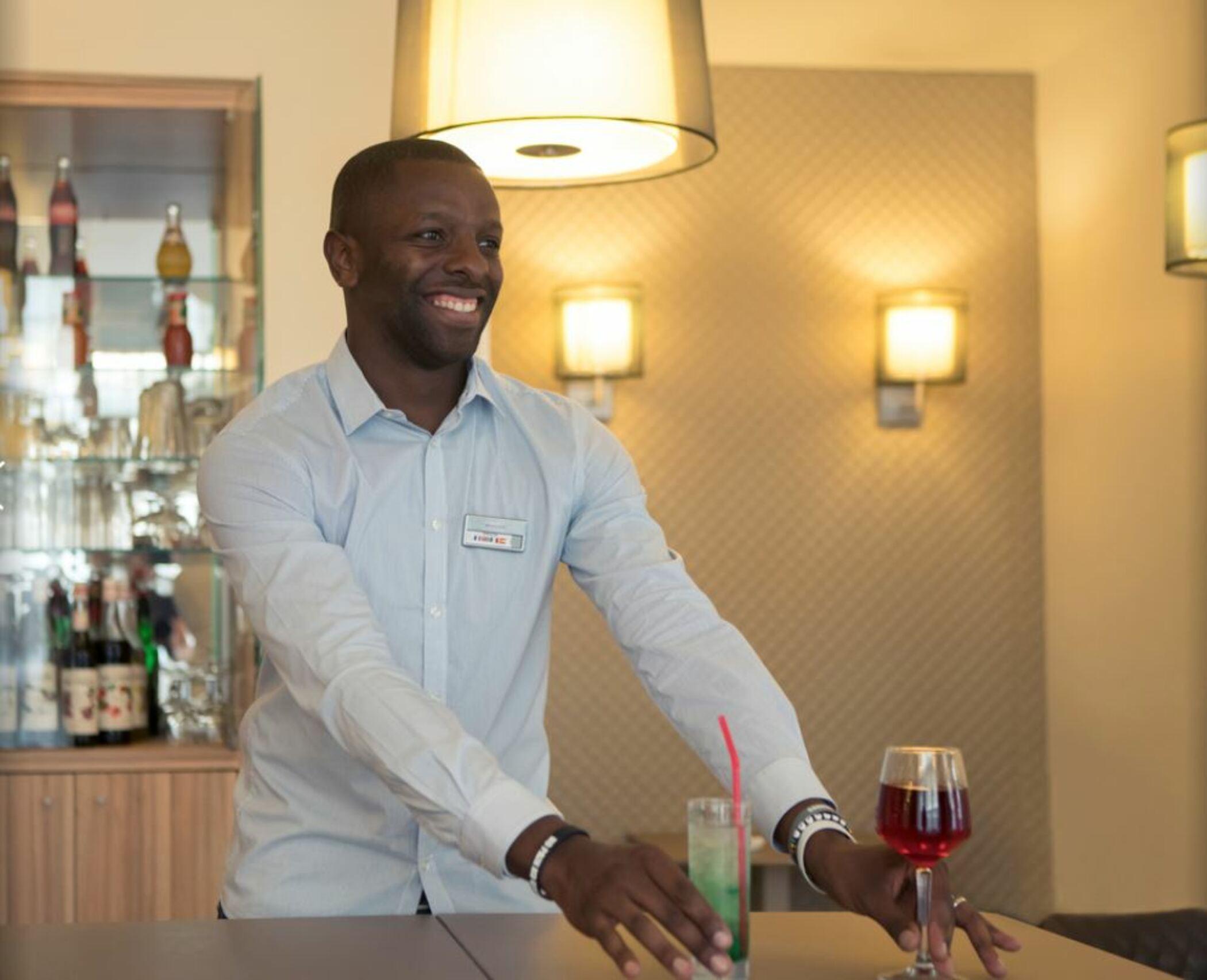 Mercure Opera Lafayette 4*
