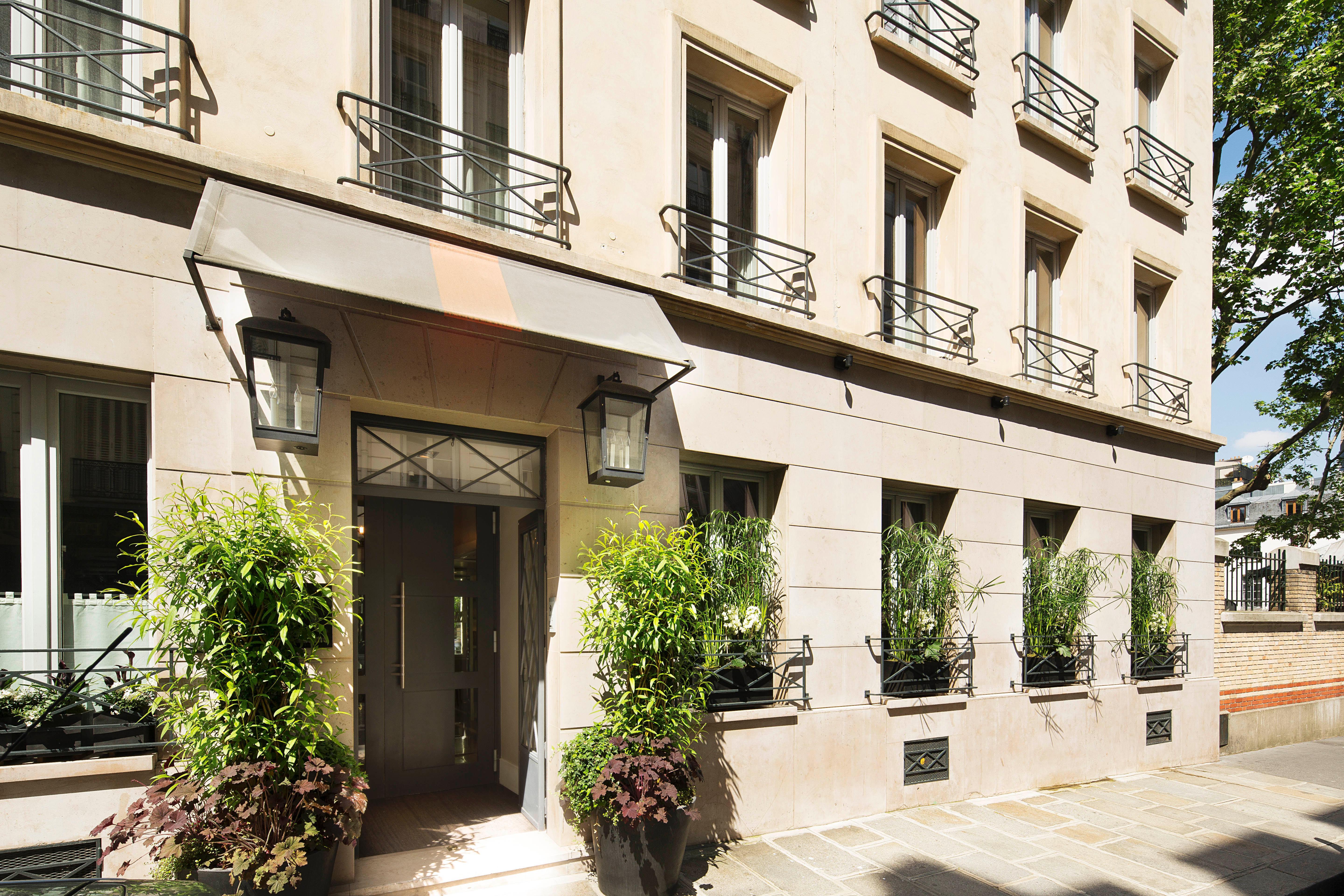 La Madame Hotel 4*