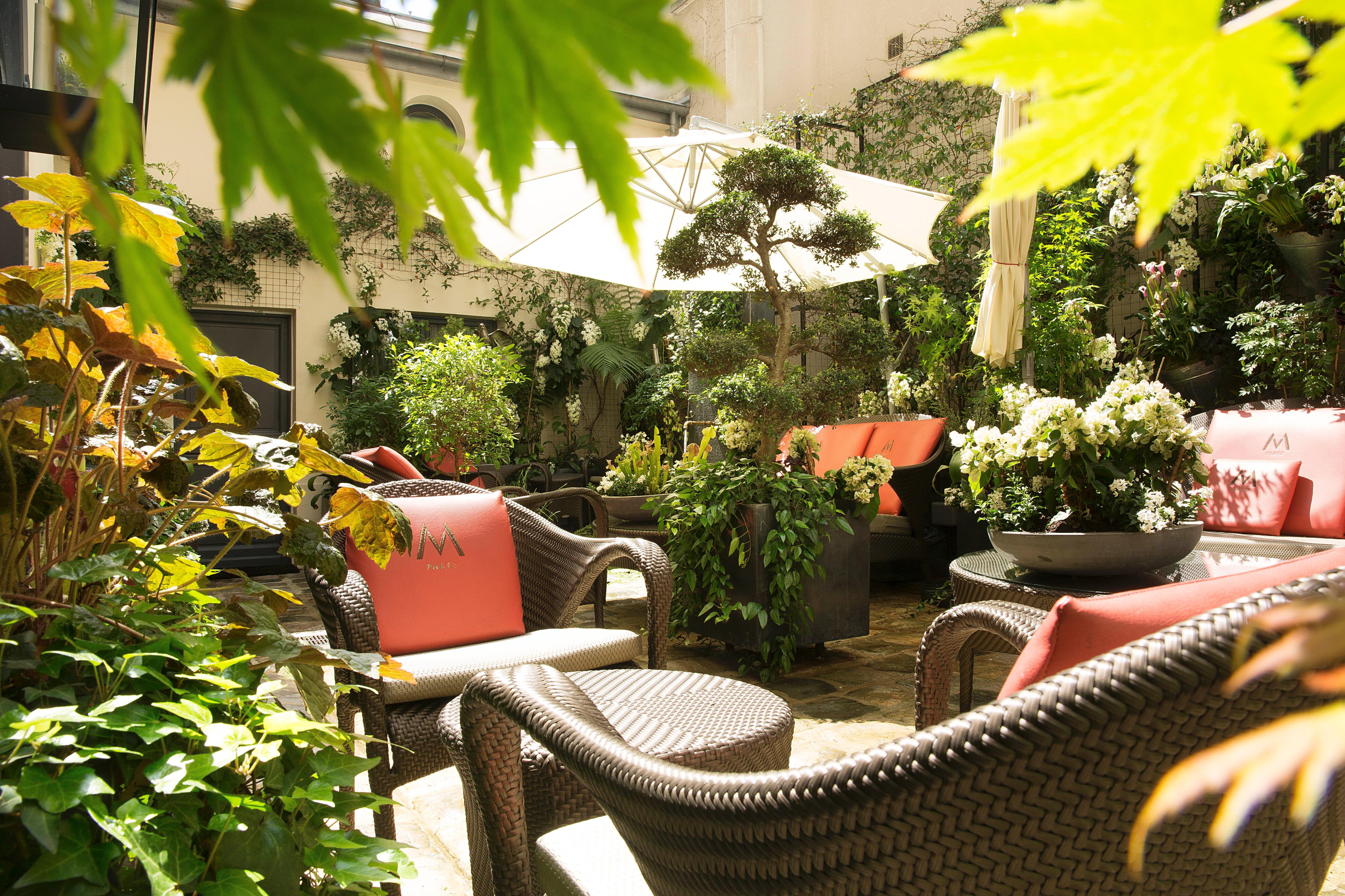 La Madame Hotel